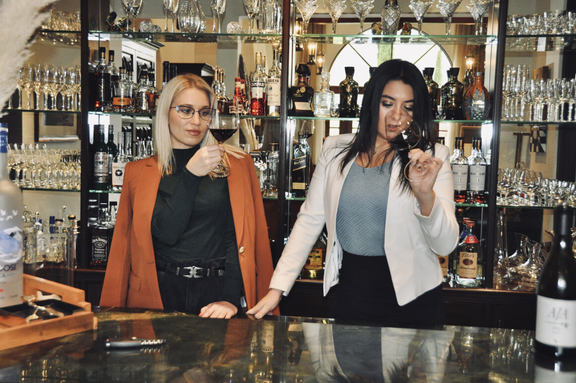 2021 Visionaries to Watch: Millennial Competition – Amanda Greenbaum & Olivera Markovic, Co-Founders • OBVIOUS Magazine 2021 Visionaries to Watch: Millennial Competition – Amanda Greenbaum & Olivera Markovic, Co-Founders