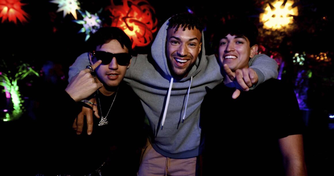 Last 2 Leave: Miami – A New Way of Experiencing the 305 Music Scene • OBVIOUS Magazine Last 2 Leave: Miami – A New Way of Experiencing the 305 Music Scene