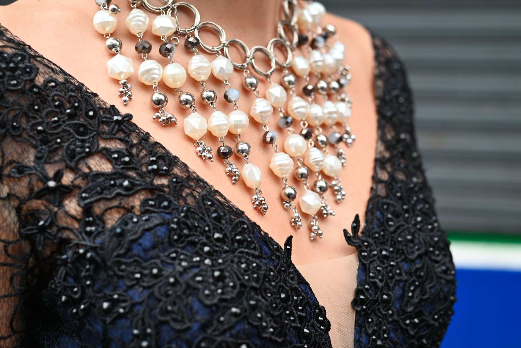 10 Must-Have Statement Jewelry Pieces for Every Occasion