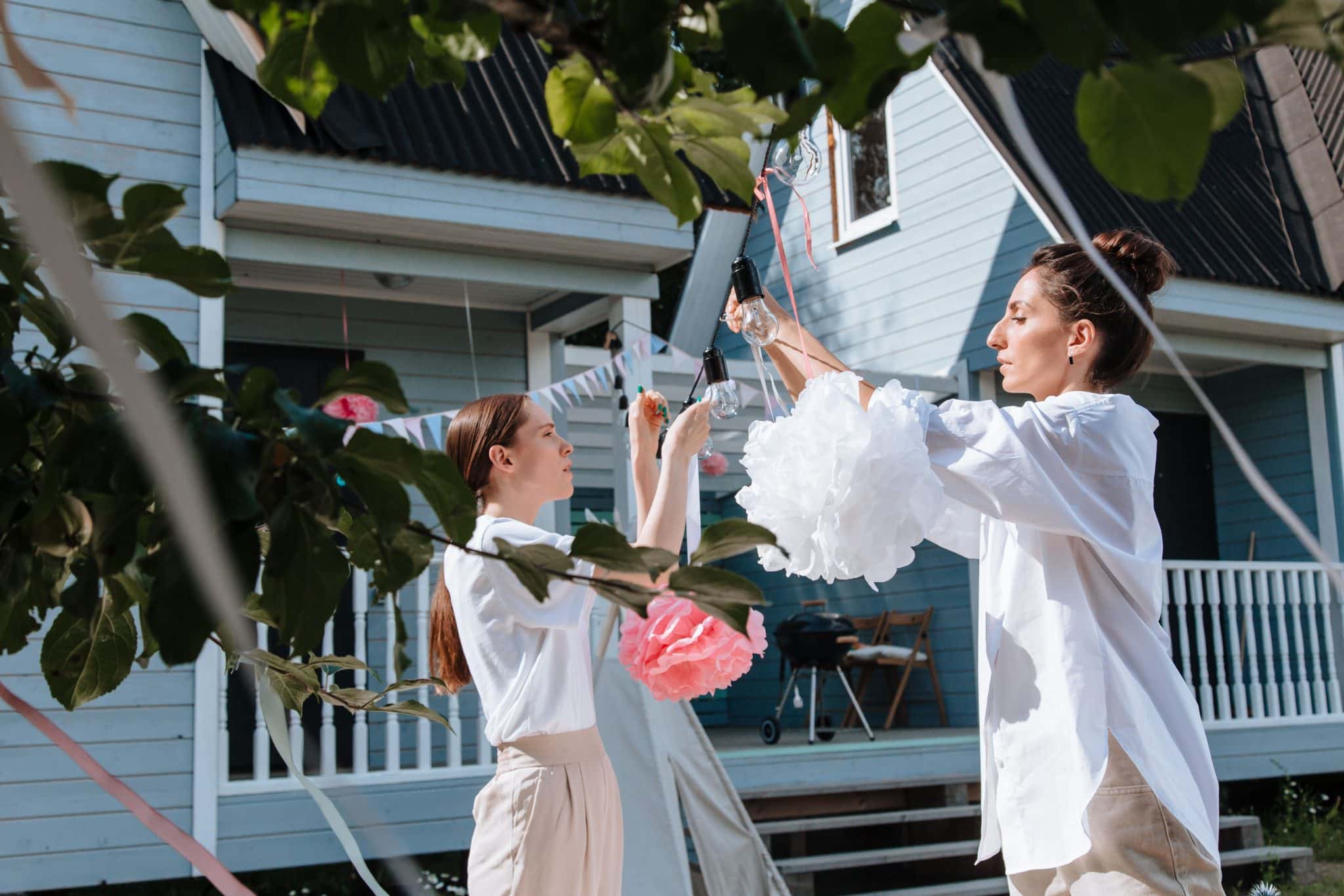A Guide for Stylish DIY Garden-Party Flower Boxes for Celebrations in Florida