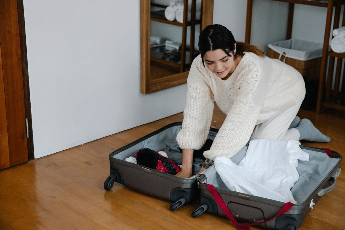 5 Travel Habits That Keep Bed Bugs Off Your Luggage