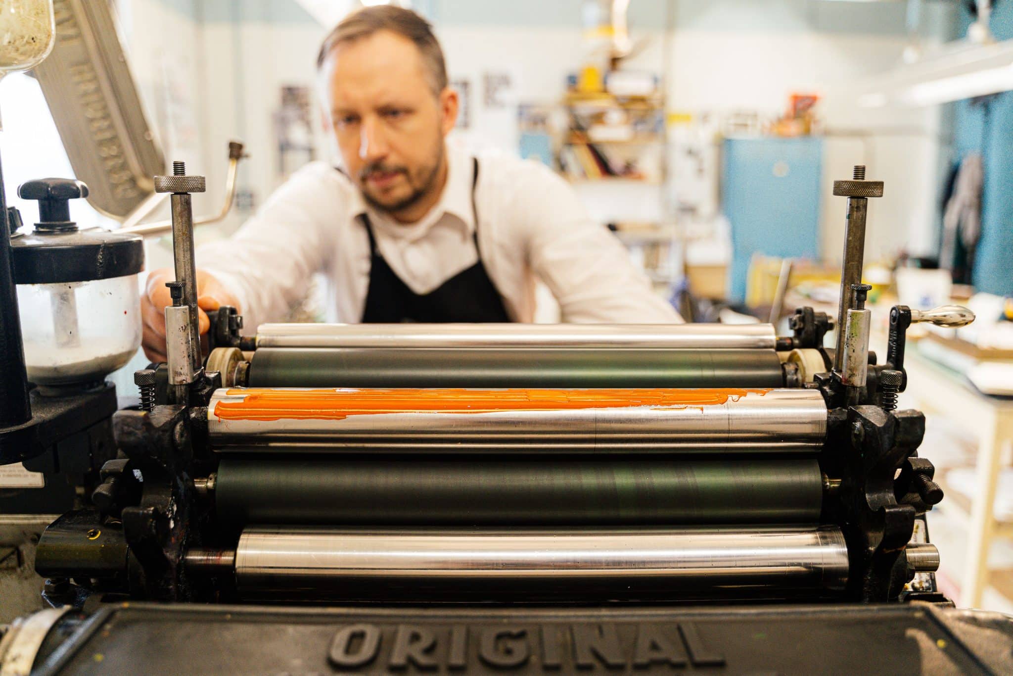 How to Scale a Print-on-Demand Business Without Managing Inventory