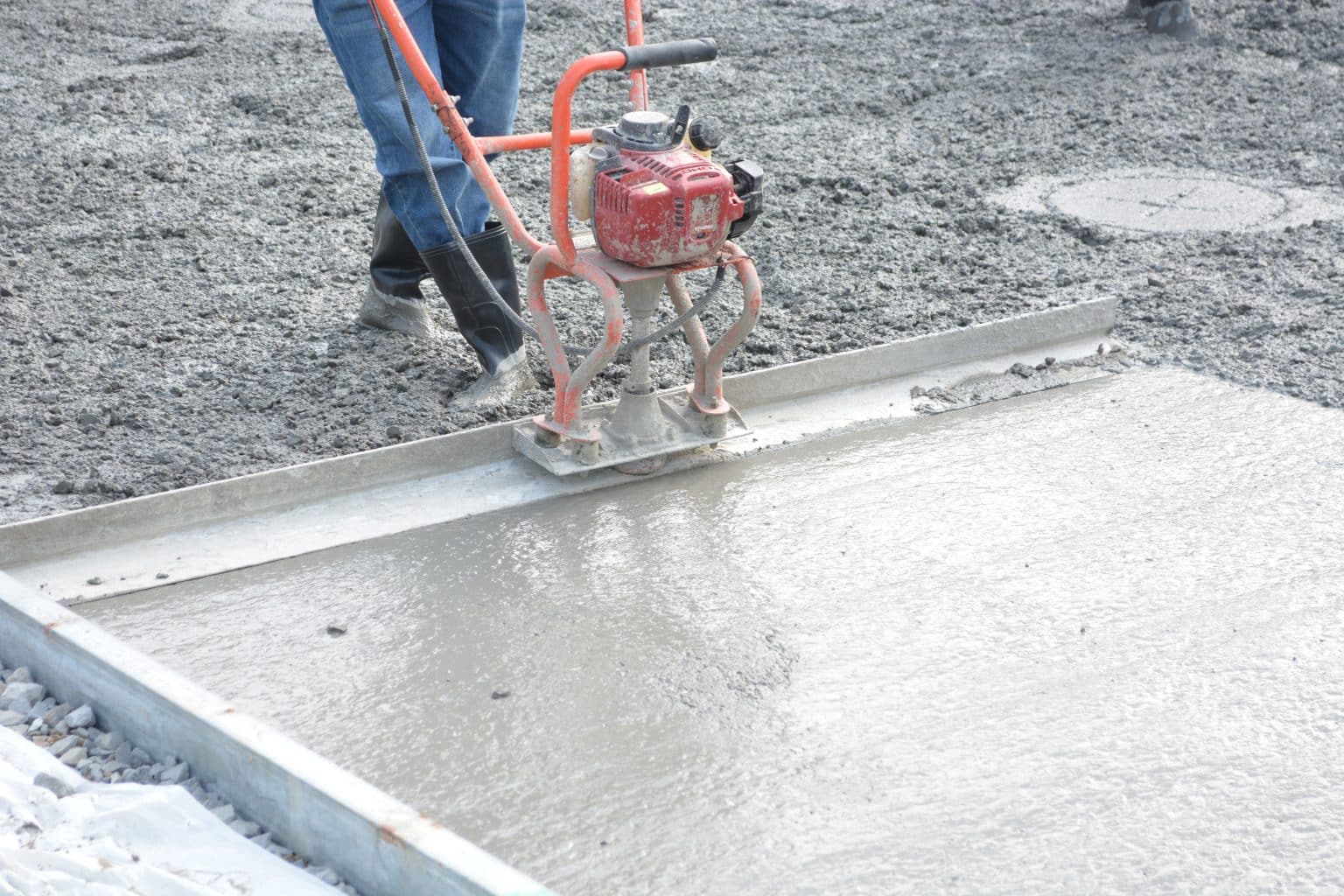 What Homeowners Should Know About Concrete Foundation Aging
