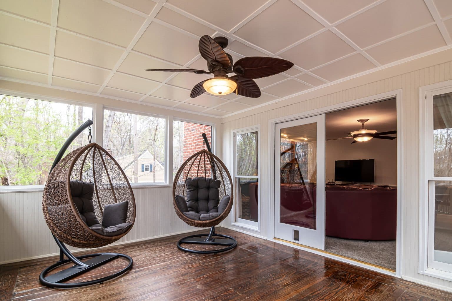How to Pick the Best Ceiling Fan for a Covered Patio (No Light Needed)
