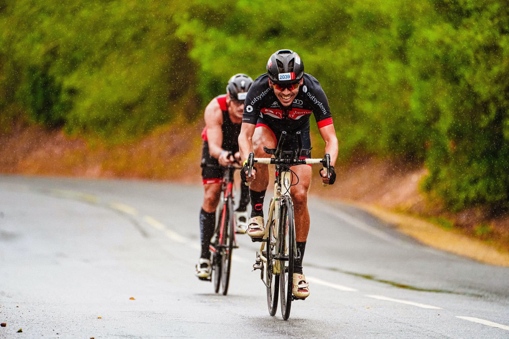 5 Best Places to Buy Quality BCAA Supplements for Cyclists